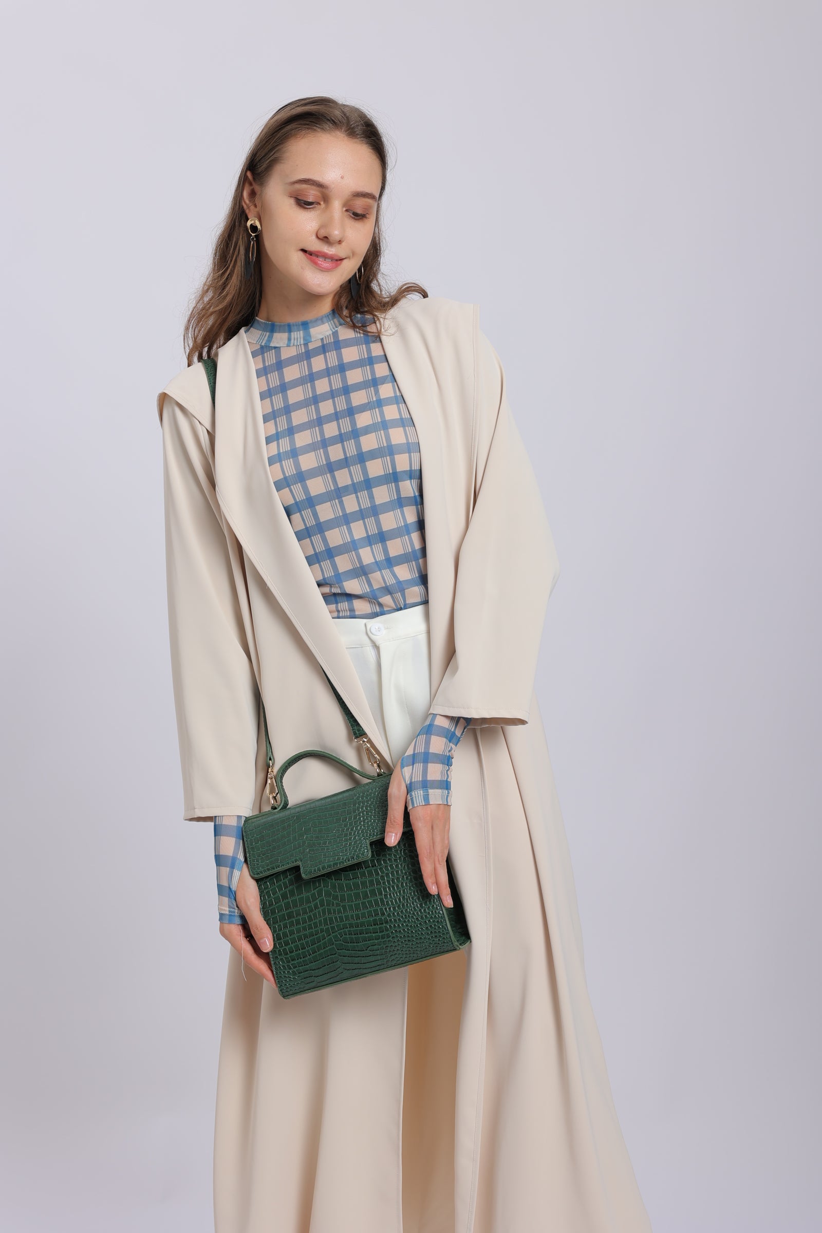 حقيبة كروس مربعة الشكل - باللون الاخضر