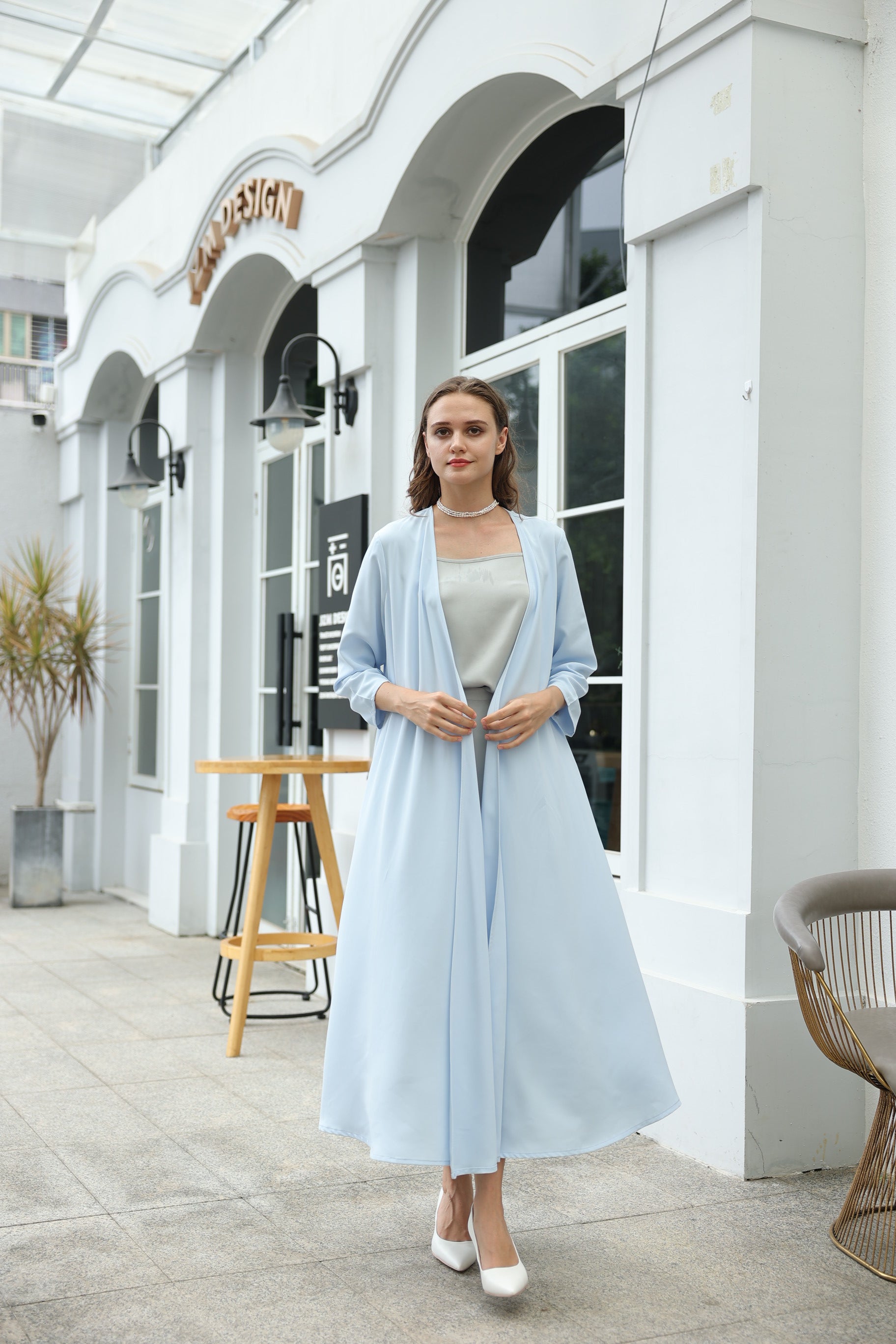 عباية حرير صيفية فضفاضة - ازرق فاتح